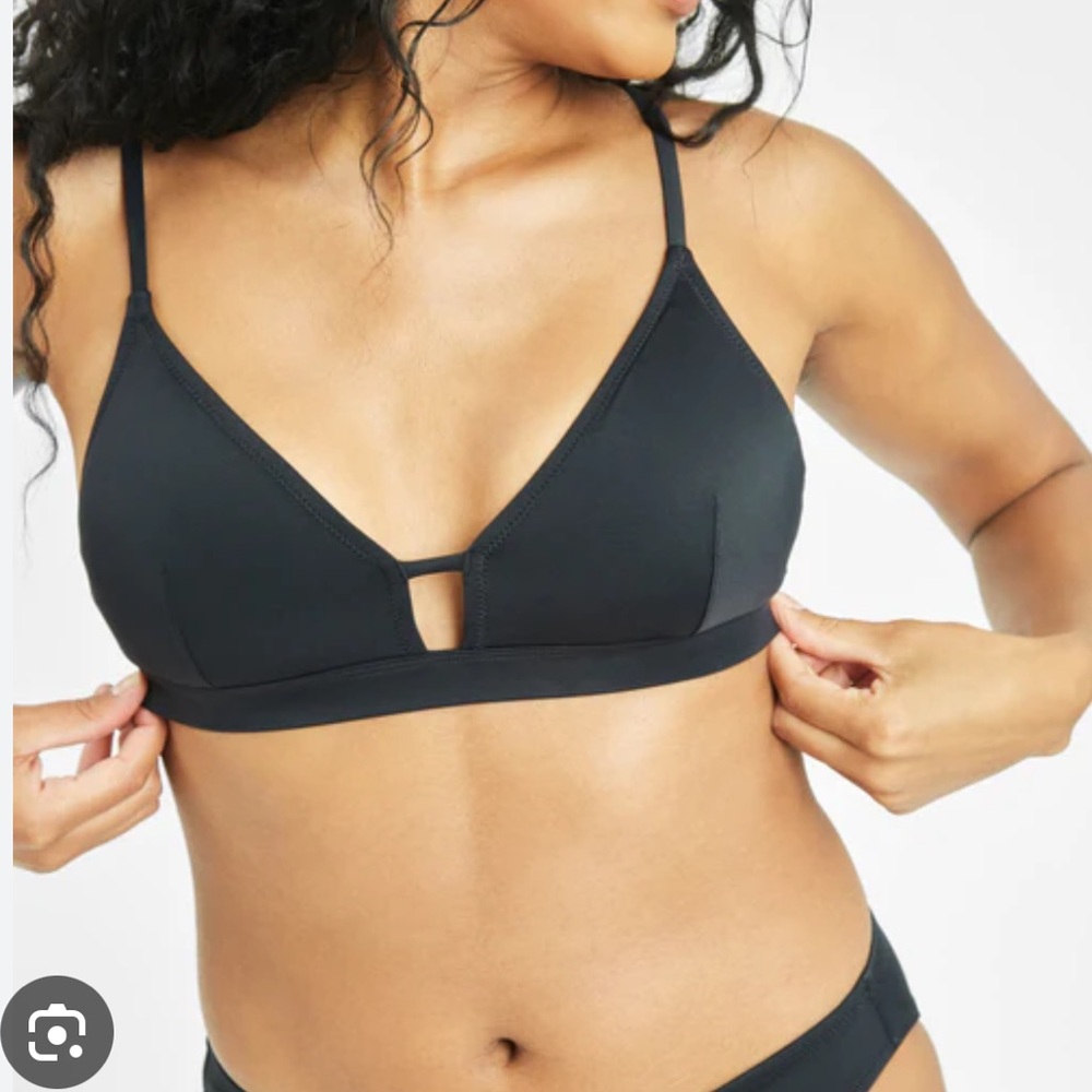 LIVELY Black Padded Swim Suit Bikini Top Small S